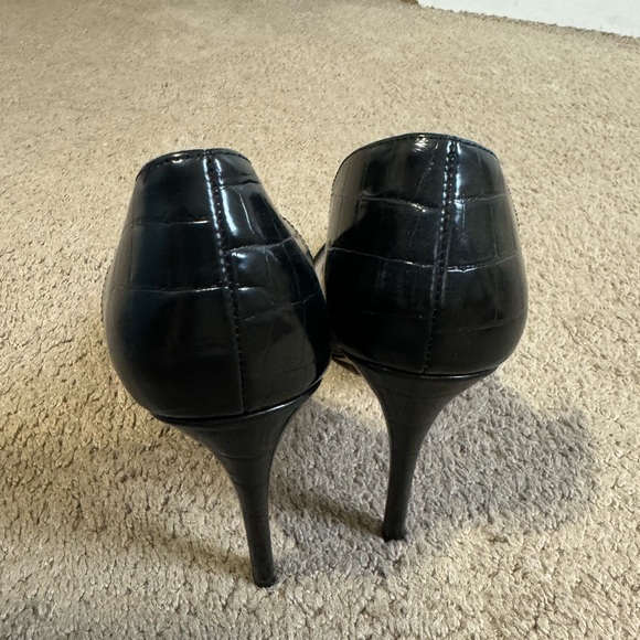 Nice high heel shoes - Picture 2 of 3